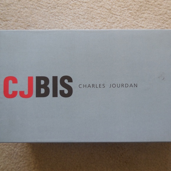 Charles Jourdan Black "Jagala Congo" 4" heels - Picture 7 of 8